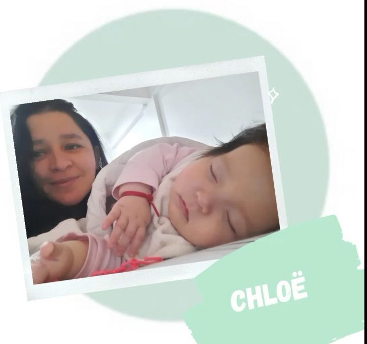 Licy nos mandó una hermosa foto con su hija Chloë, nos encanta que puedan compar…